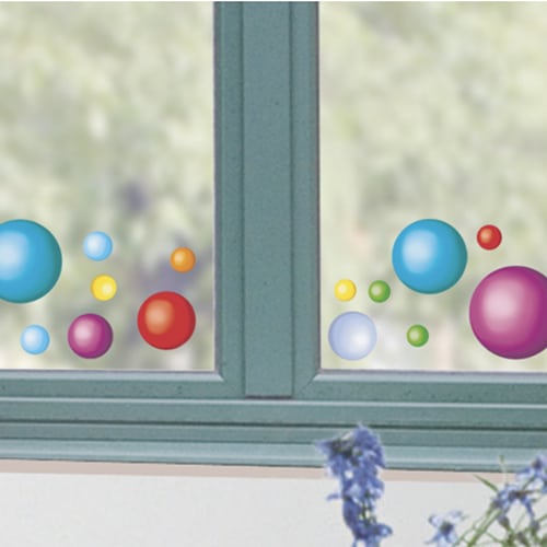 Décoration électrostatiques pour vitres et fenêtres Balles colorées sur une vitre