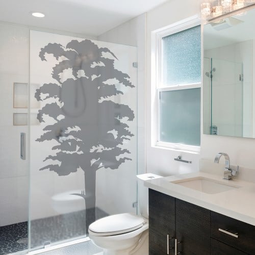 Sticker arbre pour personnaliser la douche de salle de bain.