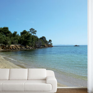 Transformer son salon moderne avec ce magnifique mur d'image d'un bord de mer paradisiaque dans un salon avec canapé blanc